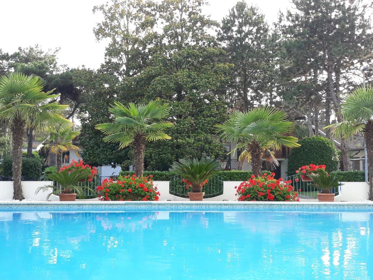 Hotel Olympia Lignano Sabbiadoro Dış mekan fotoğraf